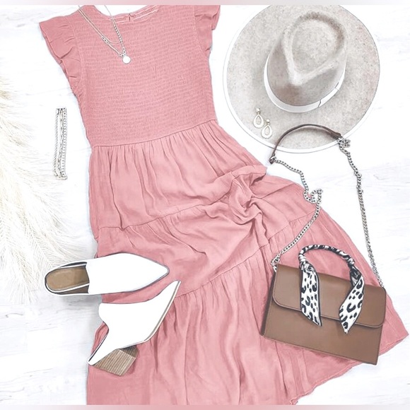 Casual Dress Blush - Picture 2 of 8